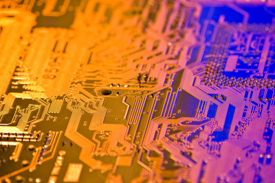 二元背景集成电路与芯片软件开发